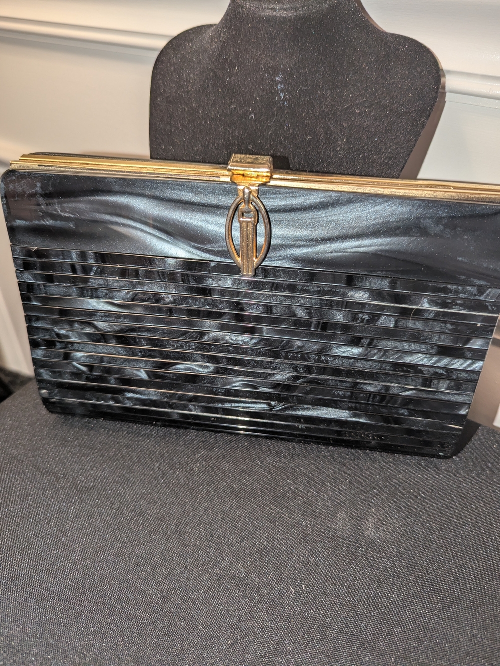 Black Acrylic Frame Clasp Evening Clutch
